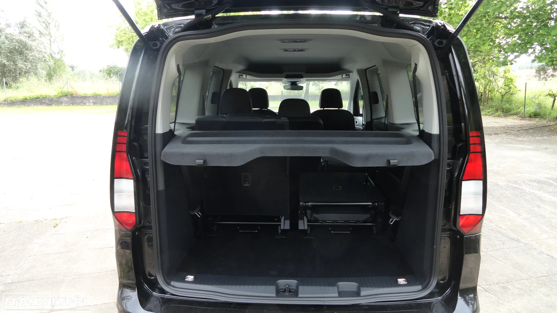 VW Caddy Maxi 2.0 TDI Life - 14