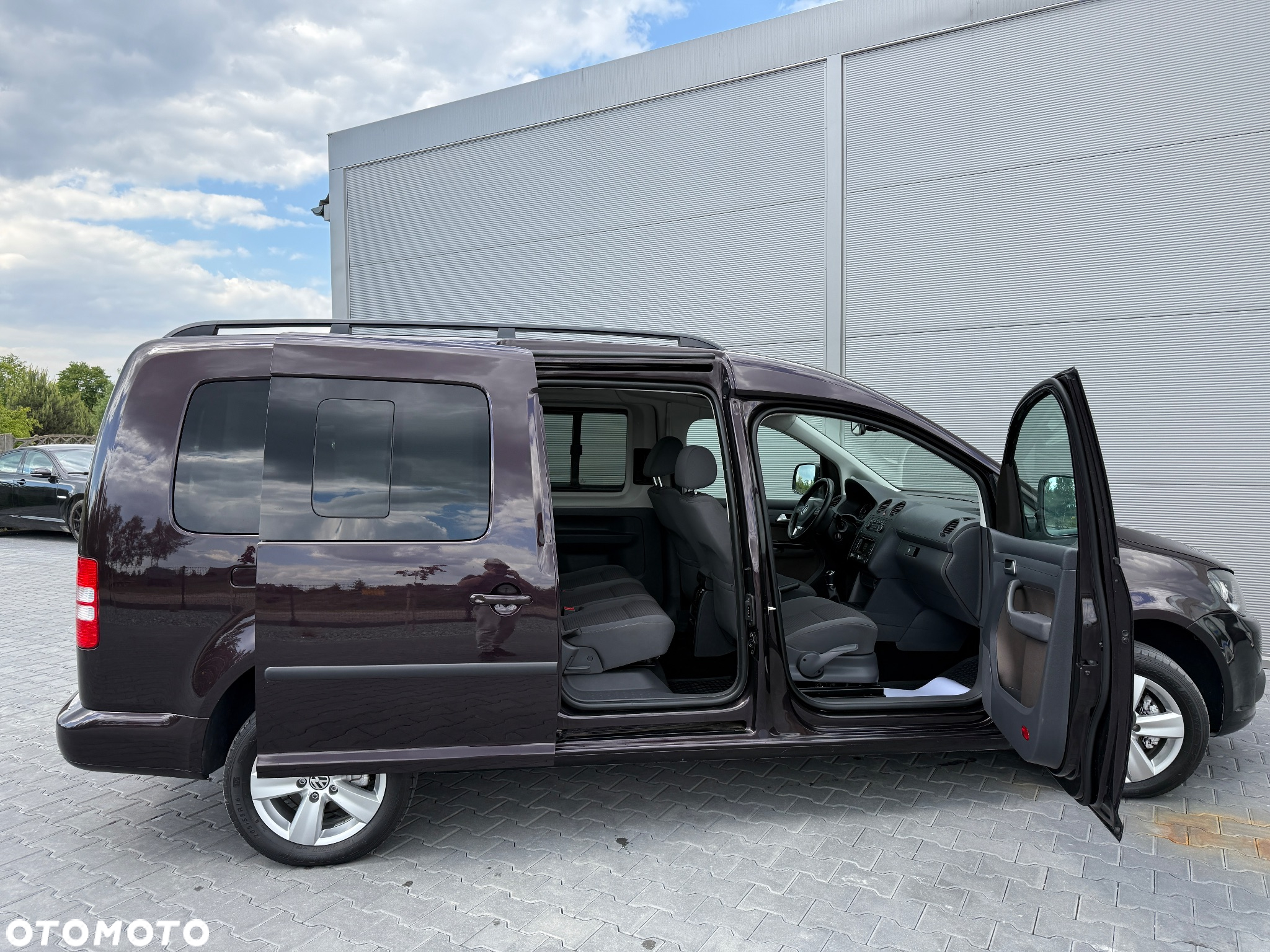 Volkswagen Caddy 1.2 (7-Si.) Edition 30 - 30