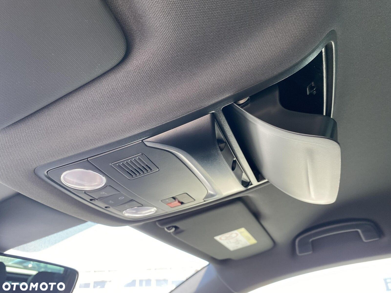 Skoda Karoq 1.5 TSI ACT Sportline DSG - 32