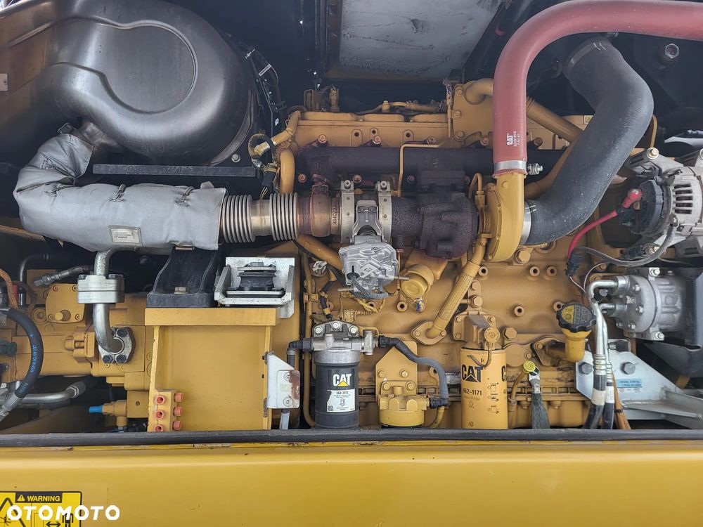 Caterpillar M 318 F / z Niemiec / - 12