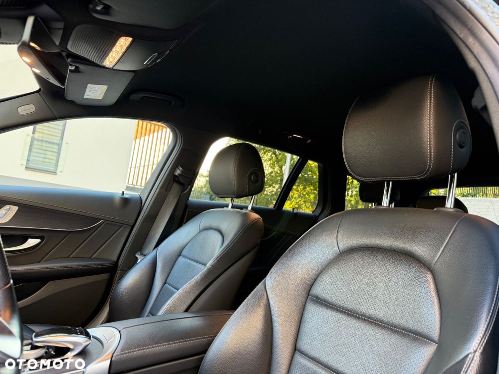 Mercedes-Benz Klasa C 300 d 4MATIC 9G-TRONIC - 14