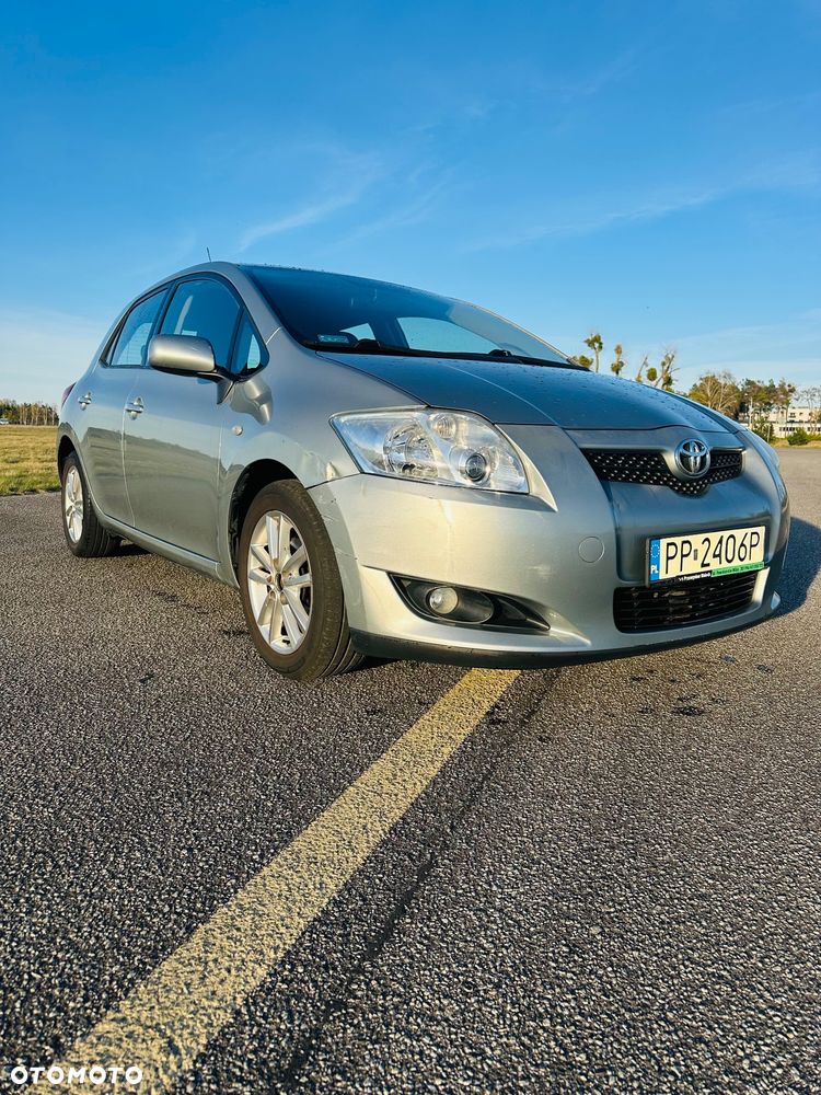 Toyota Auris 1.6 VVT-i Luna - 4