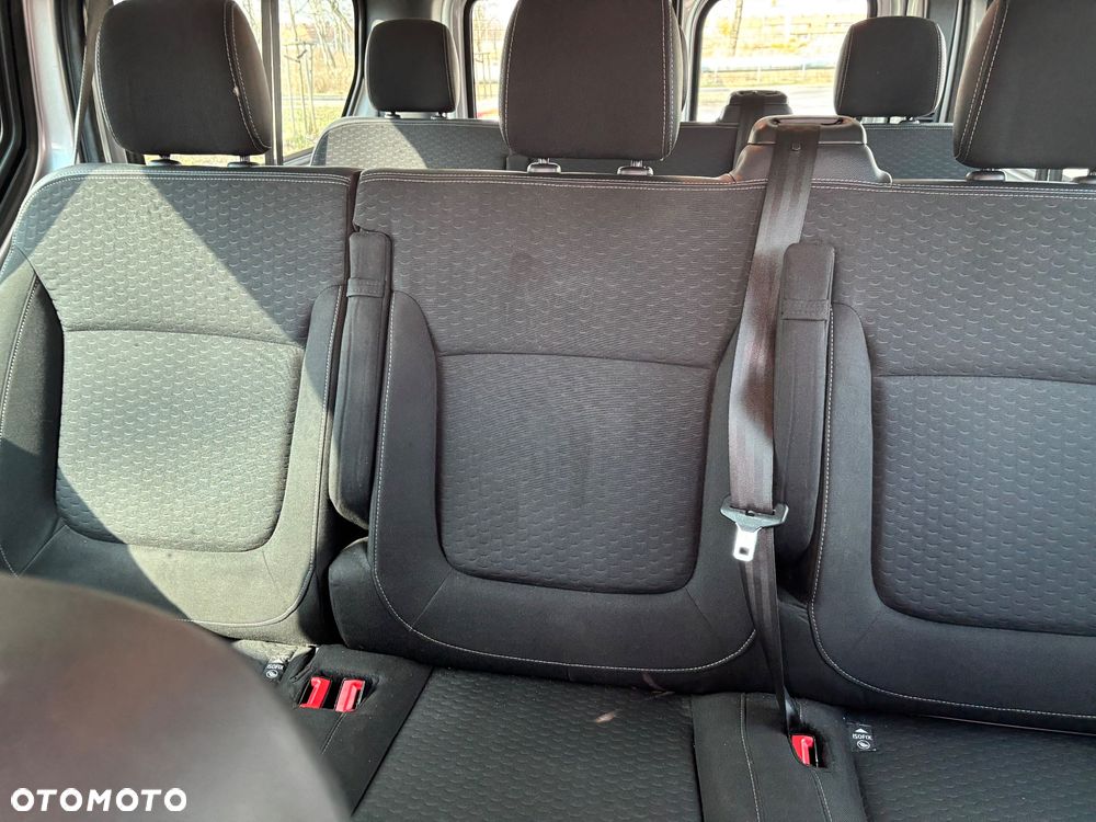 Opel Vivaro L2H1 2,9t Edition - 22