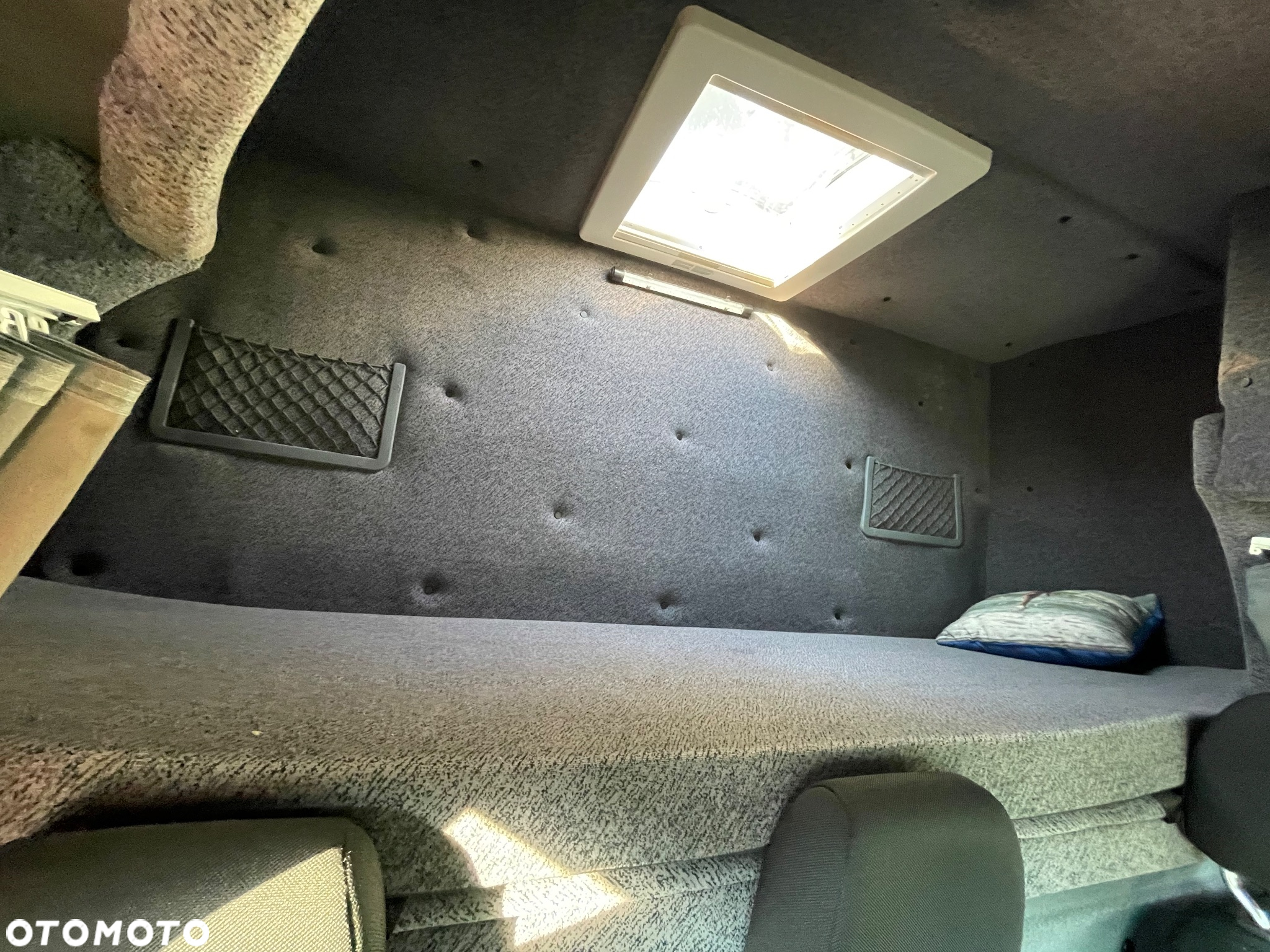 Mercedes-Benz Sprinter - 23