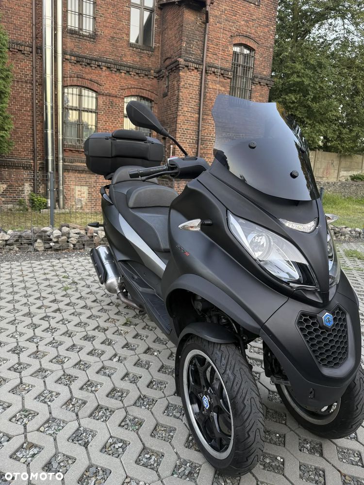 Piaggio MP-3 - 4