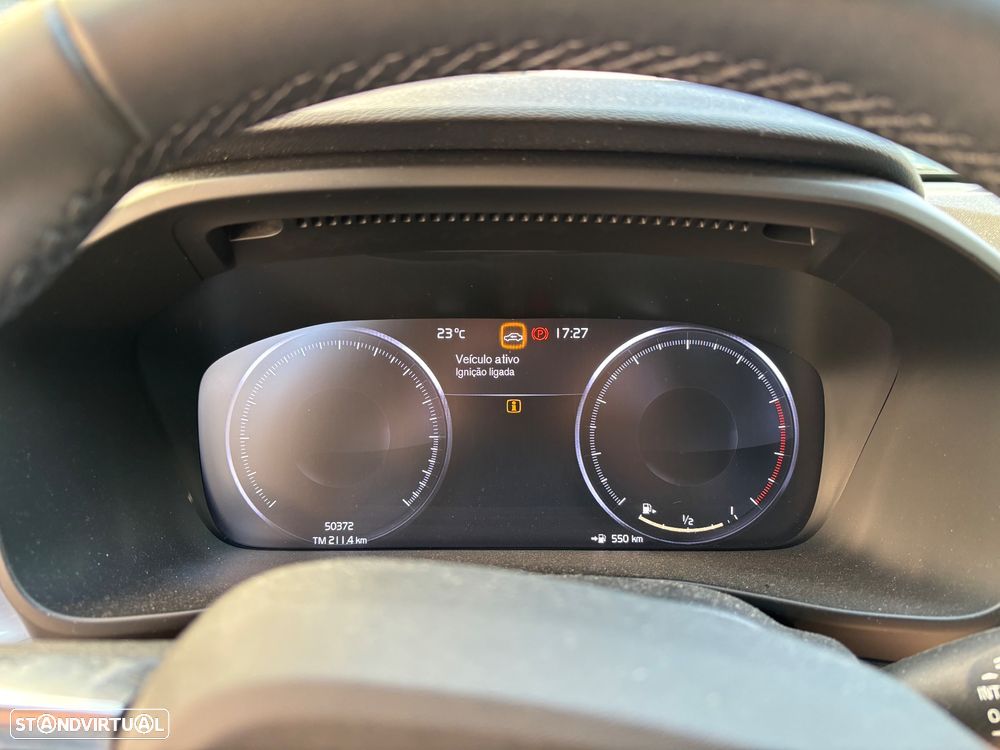 Volvo XC 40 1.5 T2 Momentum Plus Geartronic - 3