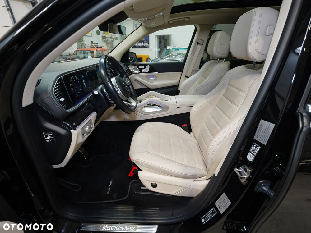 Mercedes-Benz GLS - 16