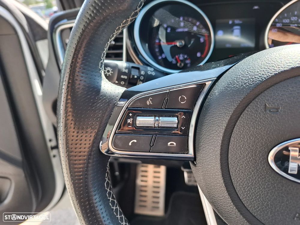 Kia ProCeed 1.6 CRDi GT Line+SRF - 18