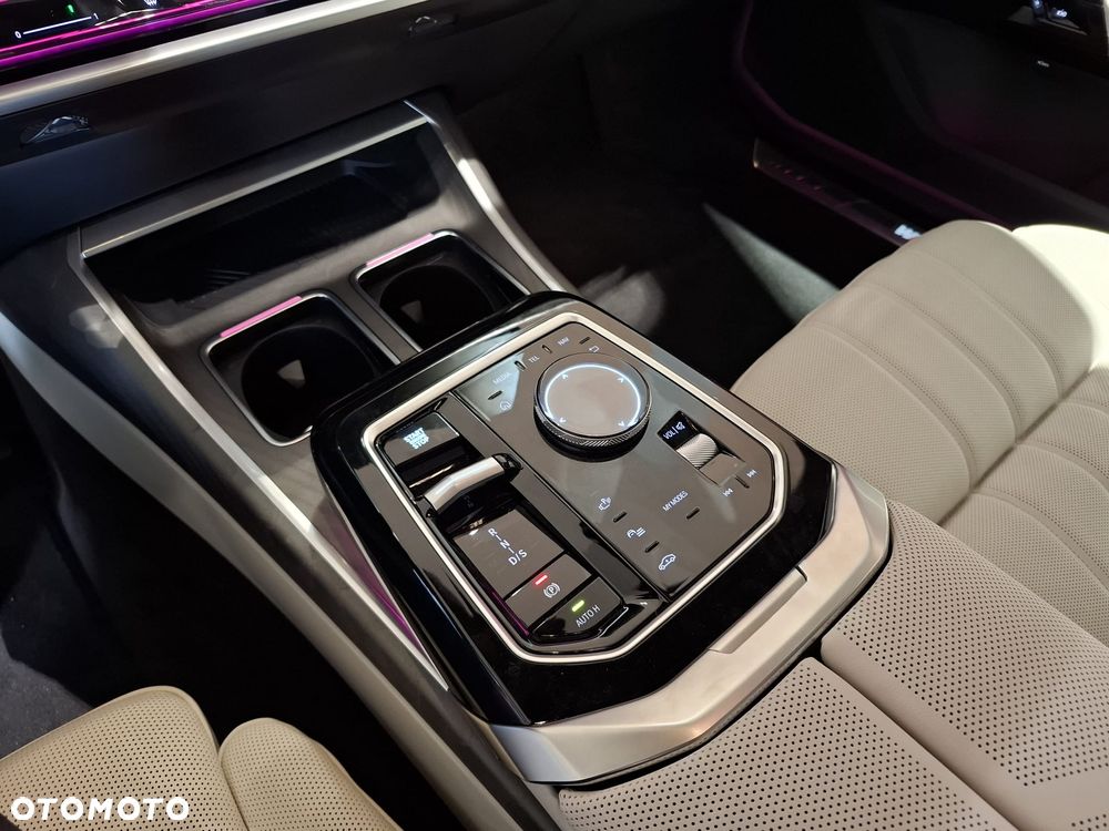 BMW Seria 7 740d xDrive mHEV M Sport sport - 10