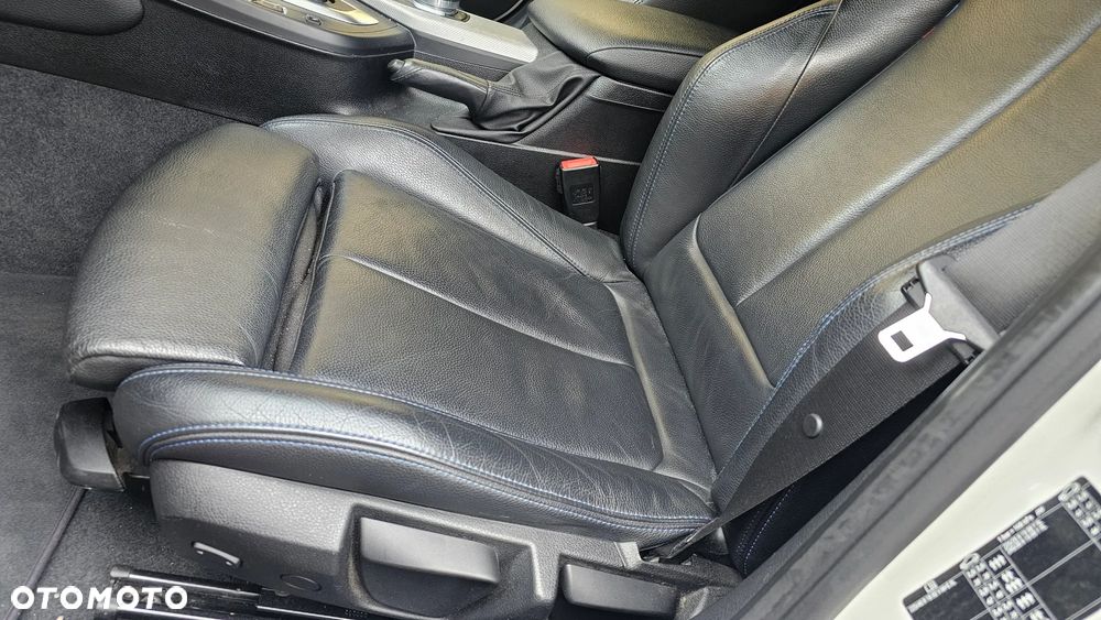 BMW Seria 1 M140i Shadow sport - 34