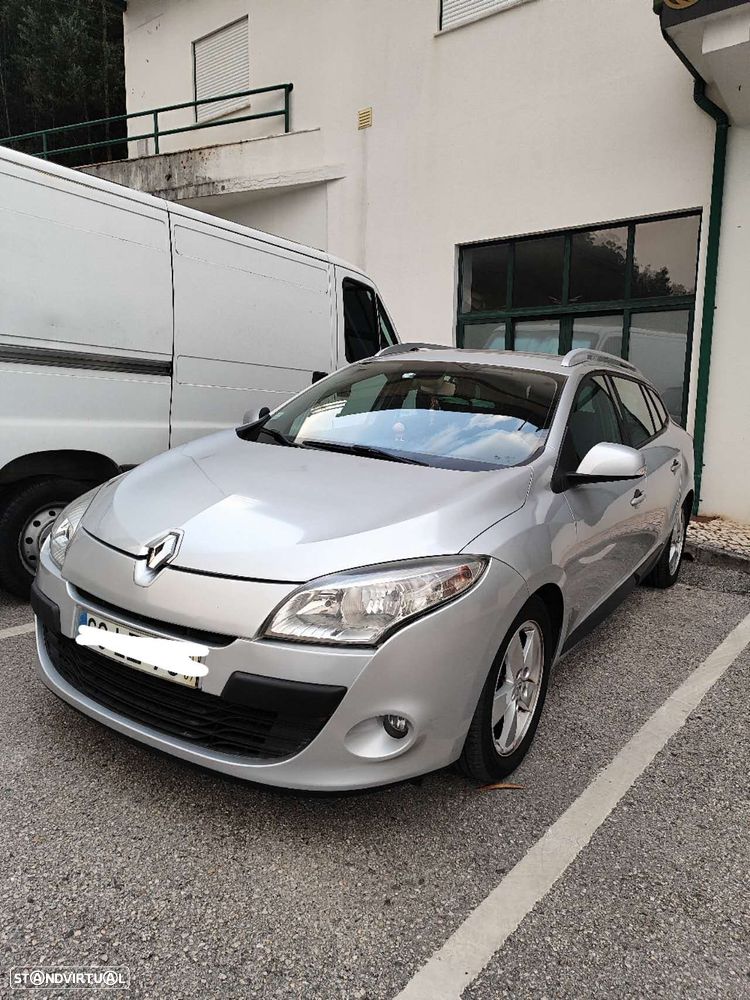 Renault Mégane Sport Tourer 1.5 dCi Dynamique - 4
