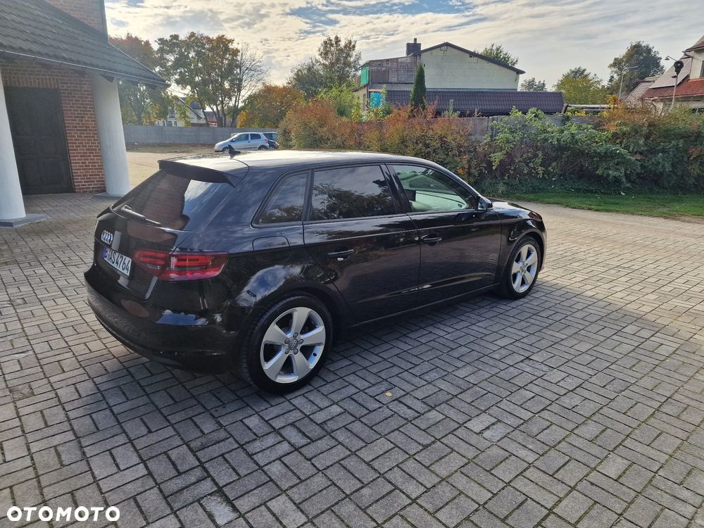 Audi A3 Sportback 2.0 TDI Attraction - 30