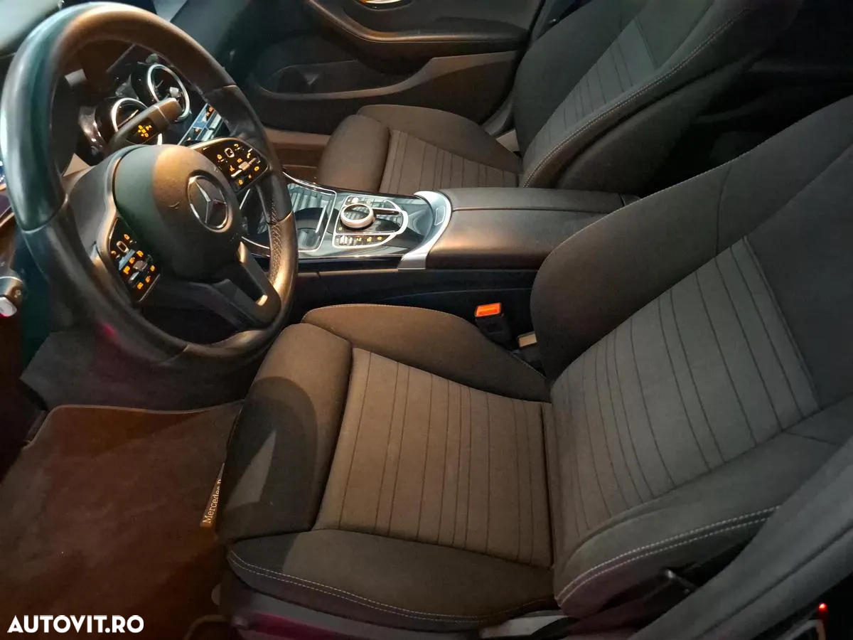 Mercedes-Benz C 180 Aut. - 13