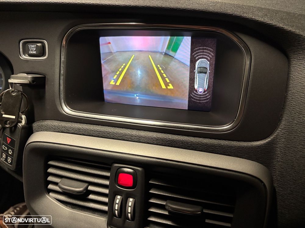 Volvo V40 Cross Country 1.5 T3 Geartronic - 10