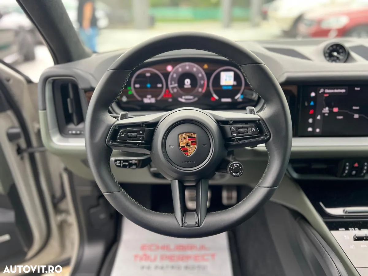 Porsche Cayenne S - 16