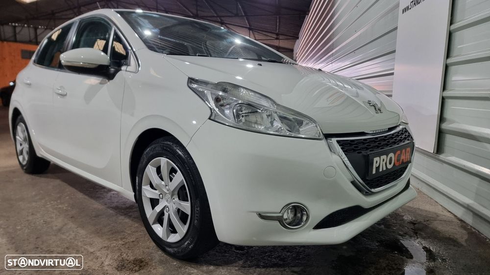 Peugeot 208 1.6 e-HDi Active - 20