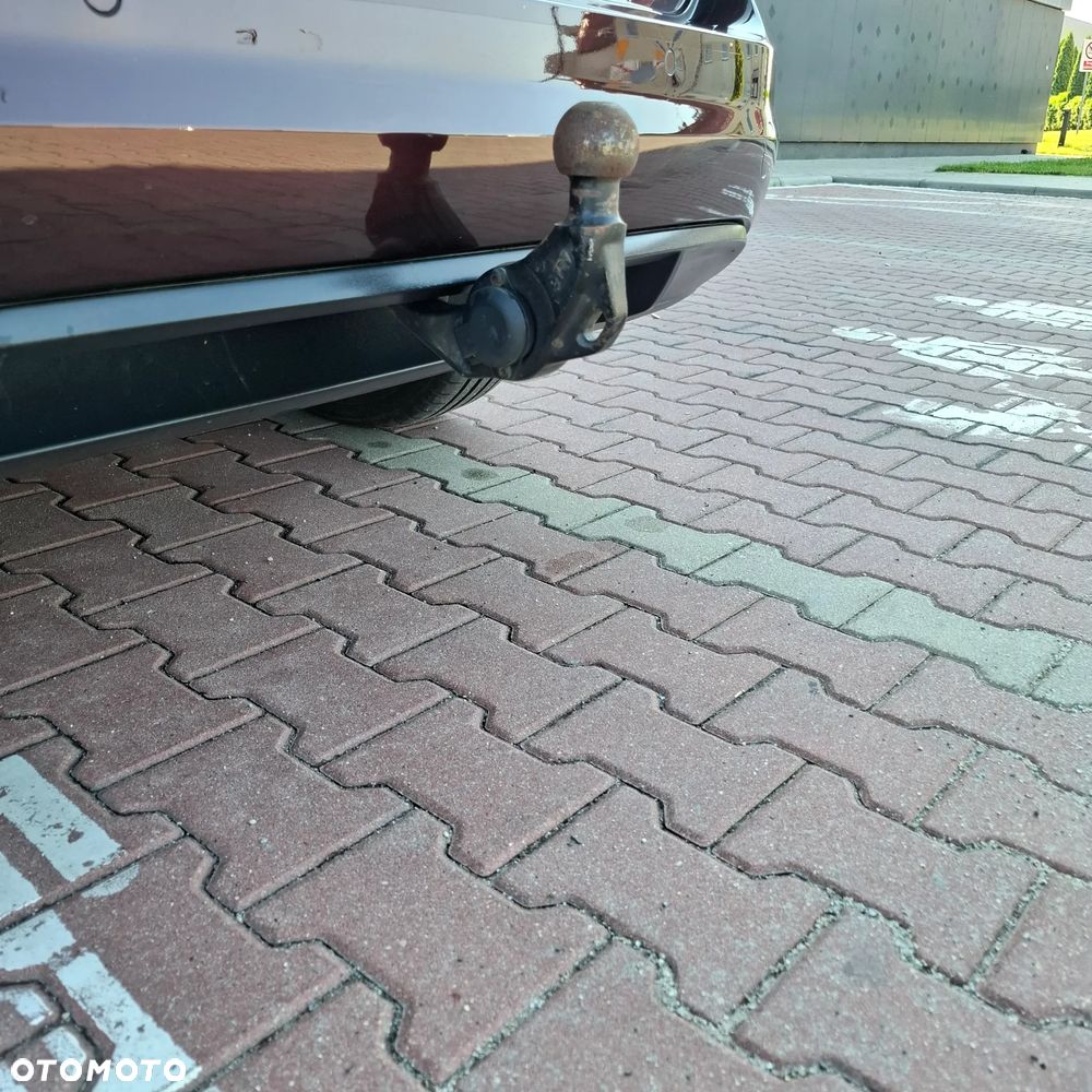 Volkswagen Touran - 26