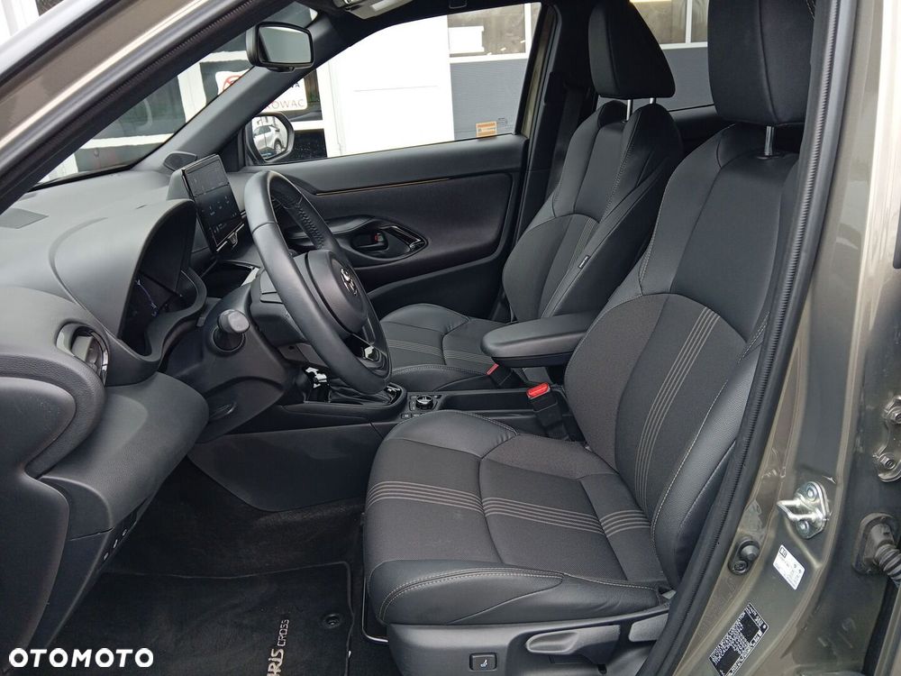 Toyota Yaris Cross - 14