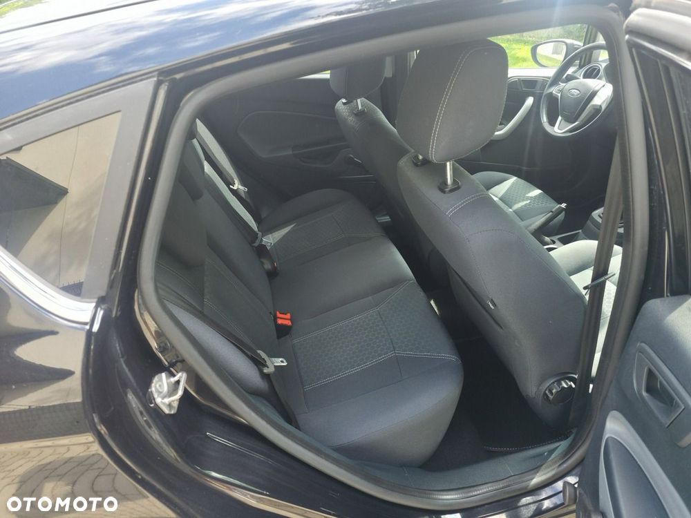 Ford Fiesta - 7