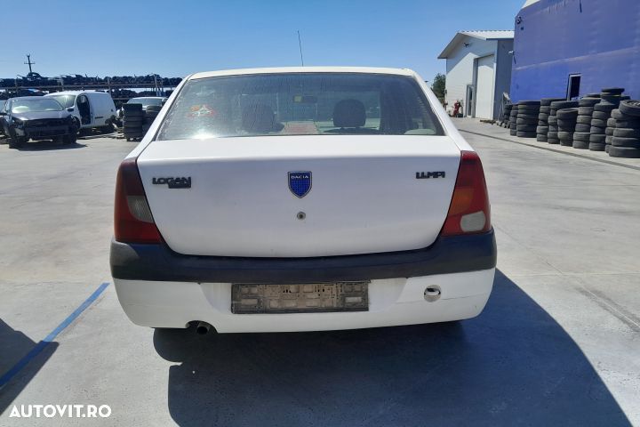 Calculator motor ECU 8200483732 8200483732 Dacia Logan 1 [2004 - 2008 - 7