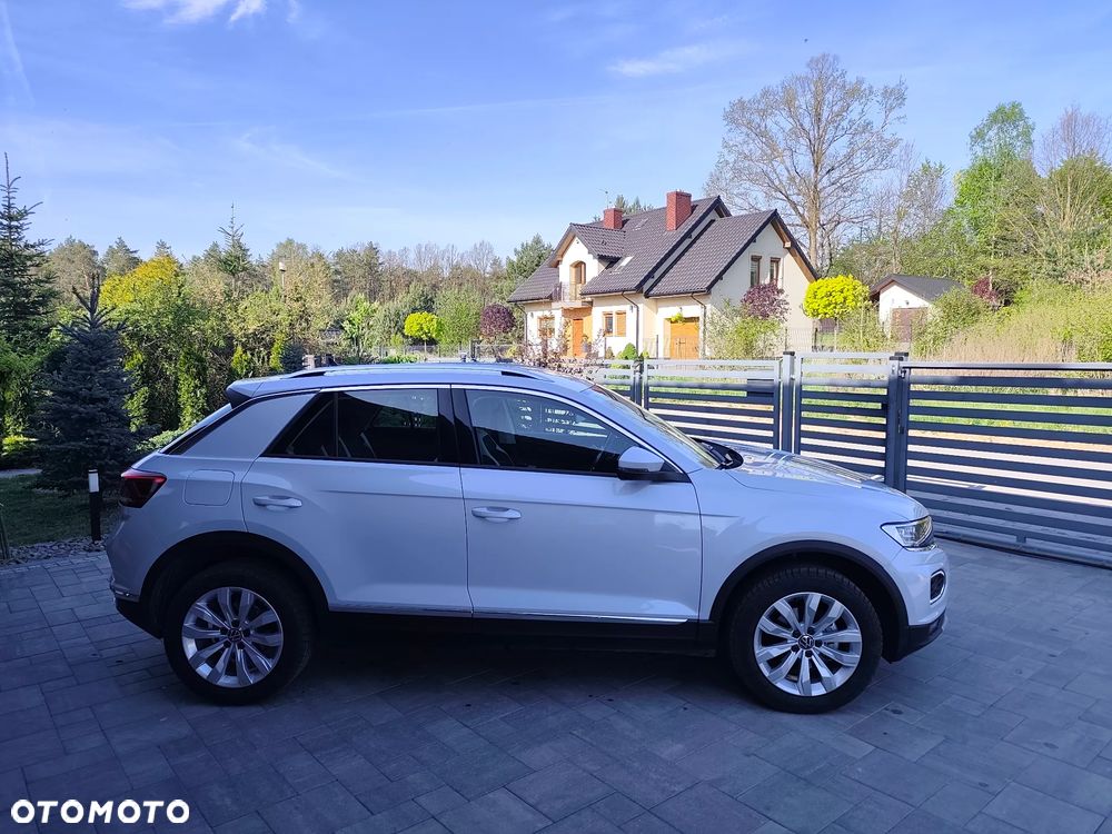 Volkswagen T-Roc - 4