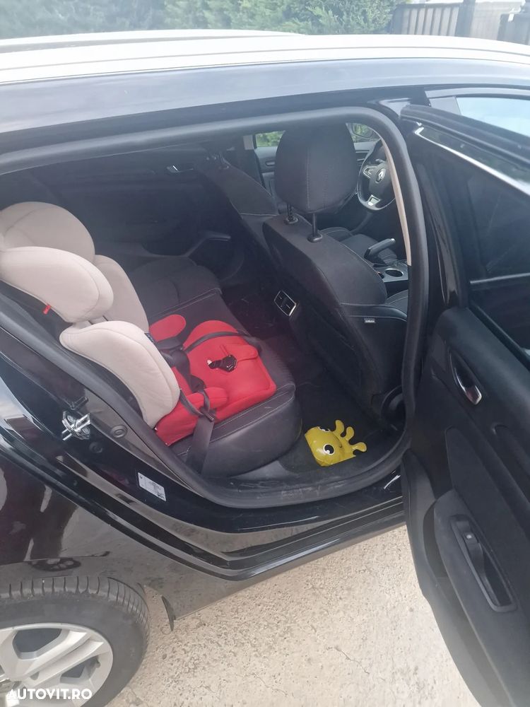 Renault Megane BLUE dCi 115 EDC INTENS - 13