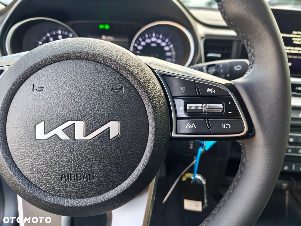 Kia XCeed 1.5 T-GDI M - 21