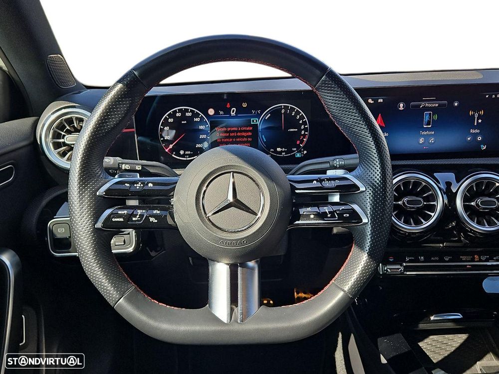 Mercedes-Benz A 250 e - 14