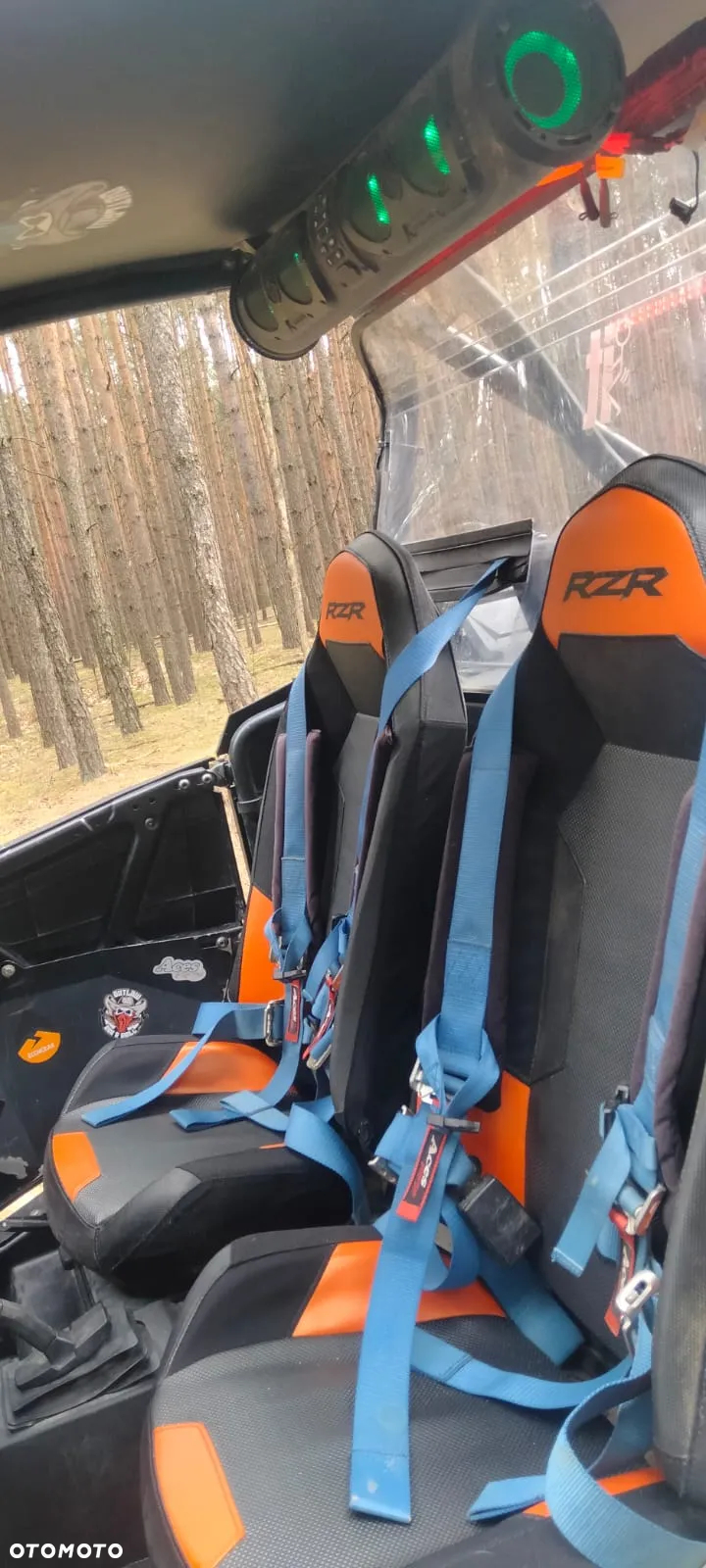 Polaris RZR - 12