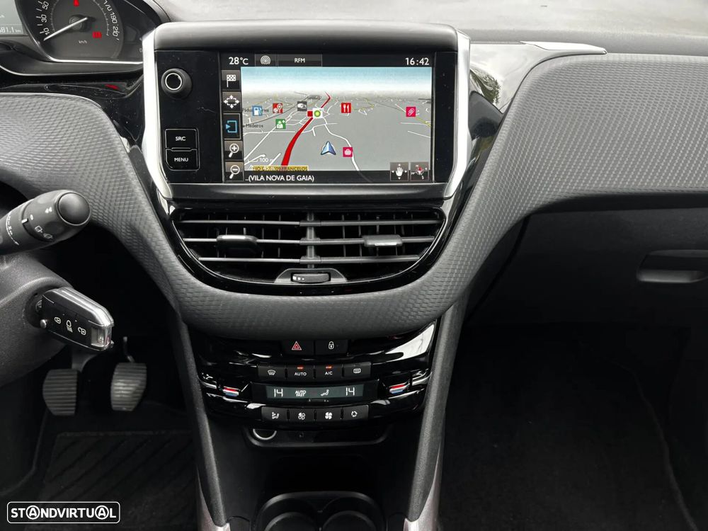 Peugeot 2008 1.2 PureTech Active - 11