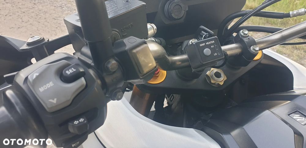 Suzuki V-STROM - 6