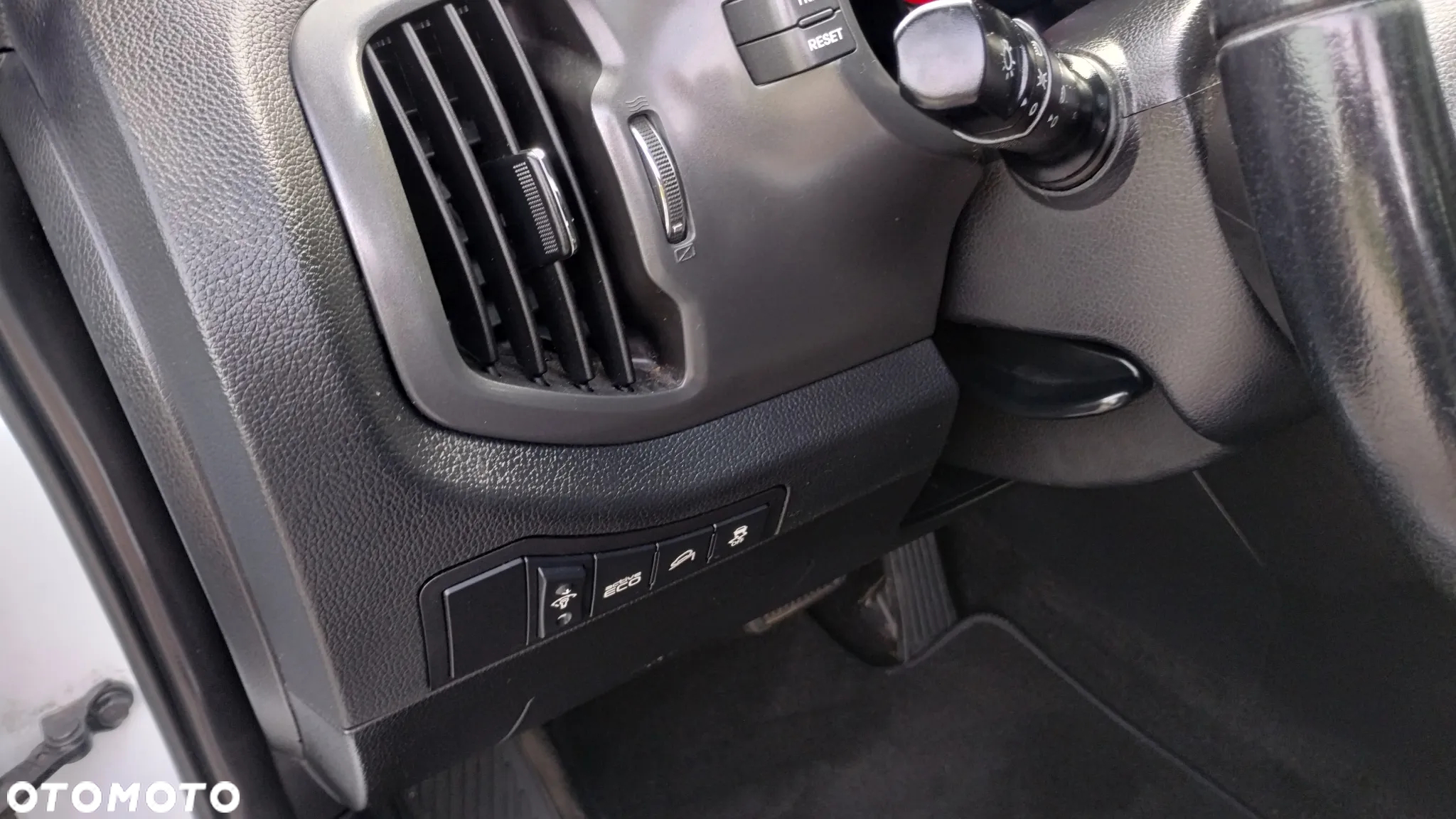 Kia Sportage 2.0 CRDI 184 AWD Platinum Edition - 24