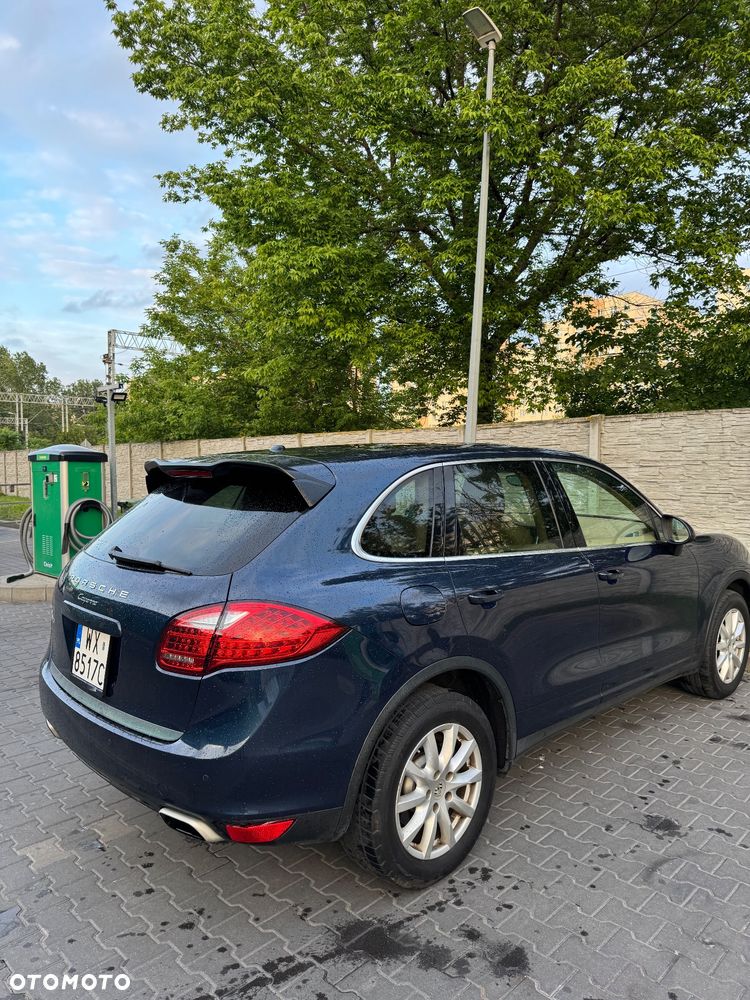 Porsche Cayenne - 8