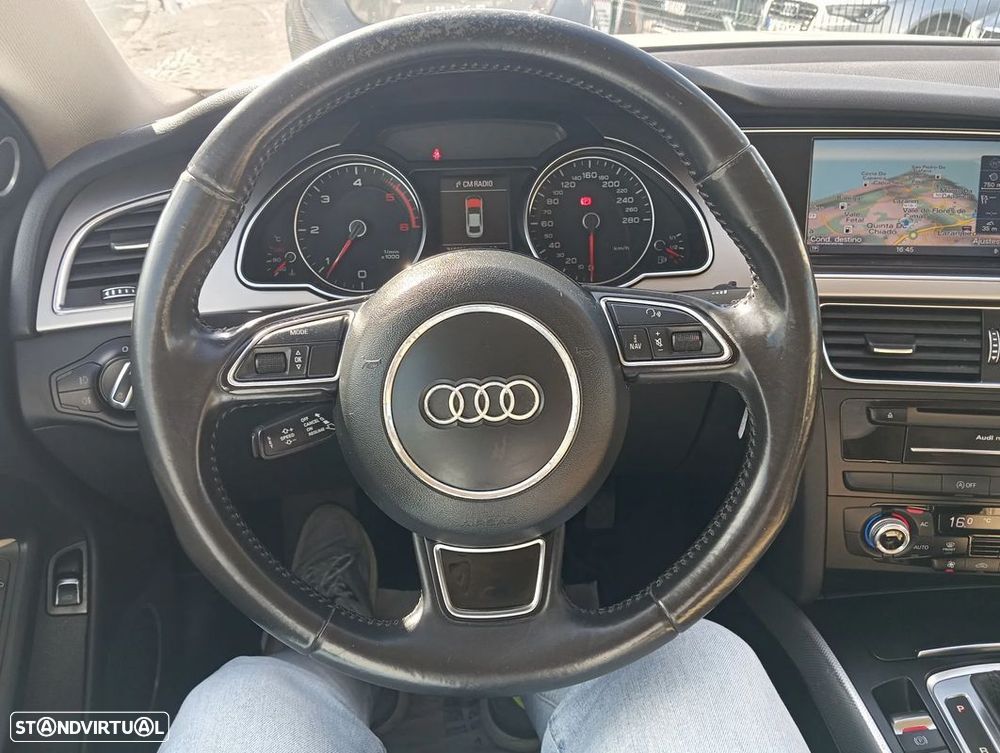 Audi A5 2.0 TDI quattro Business Line Sport - 8
