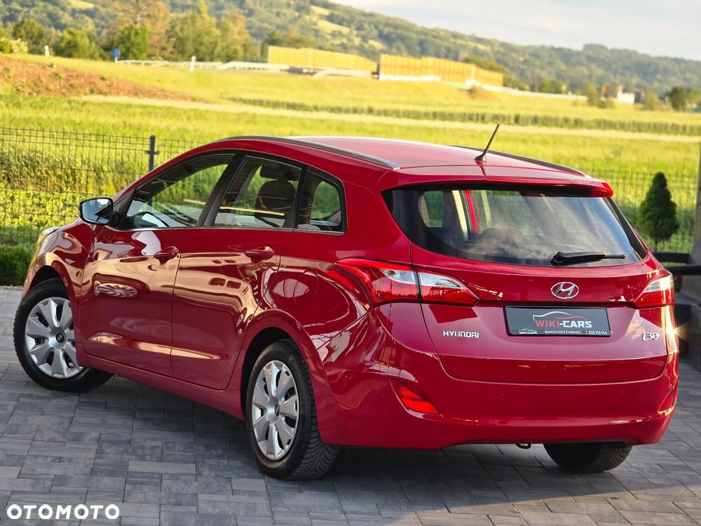 Hyundai i30 blue 1.6 GDI Passion - 15