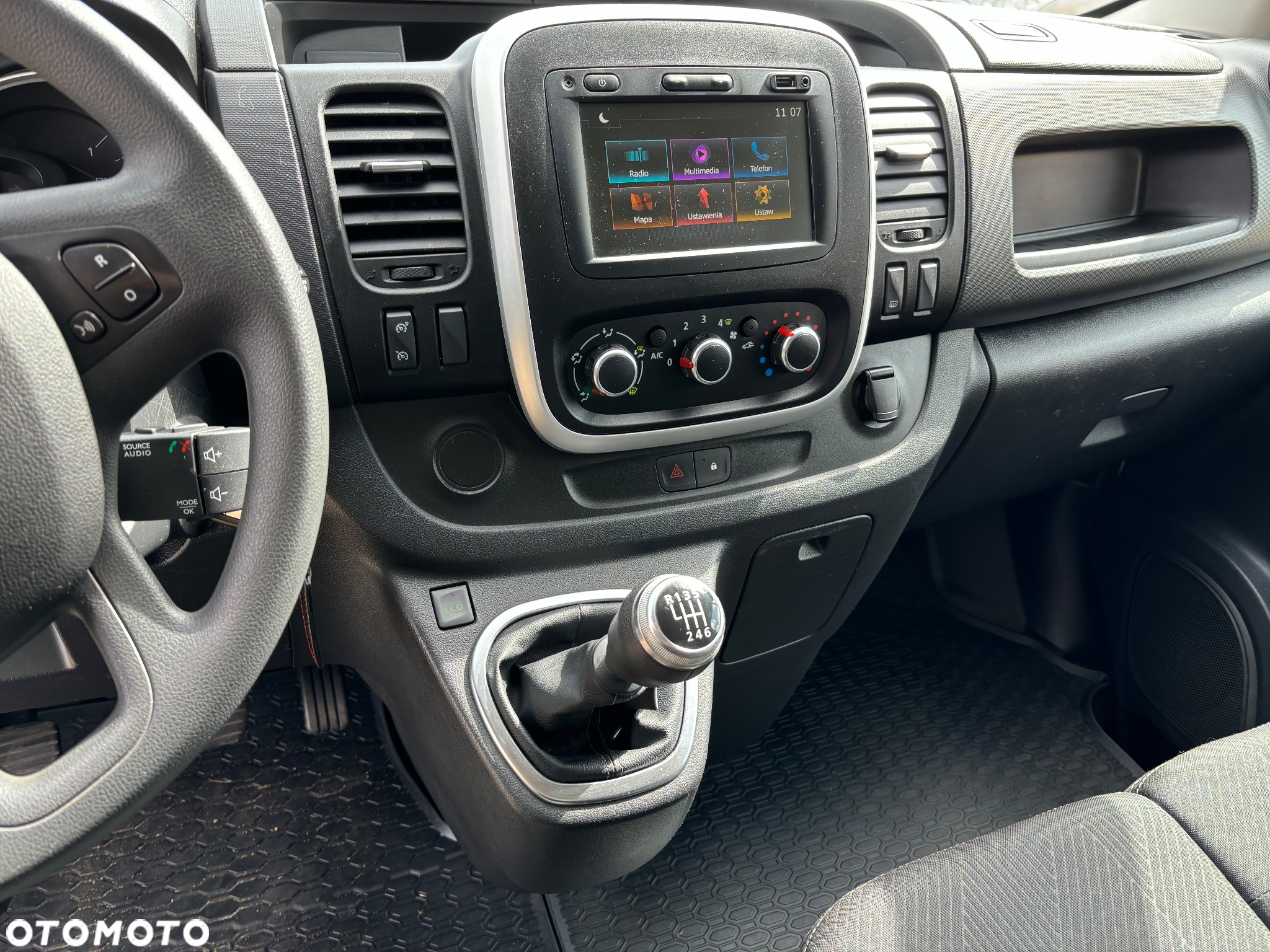 Renault Trafic - 12
