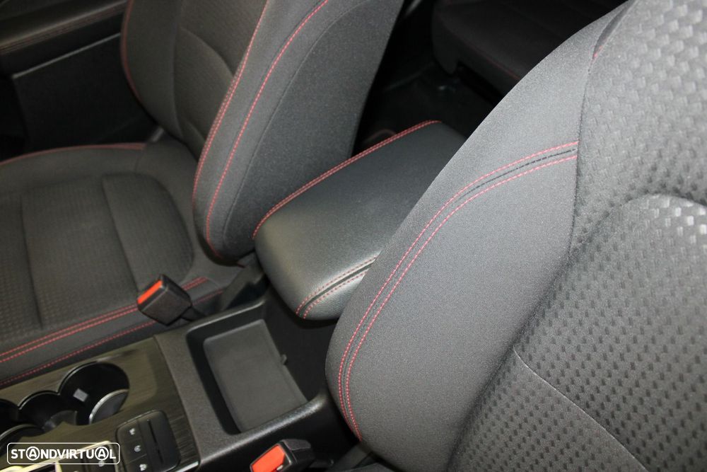 Ford Kuga 1.5 TDCi EcoBlue ST-Line Aut. - 25
