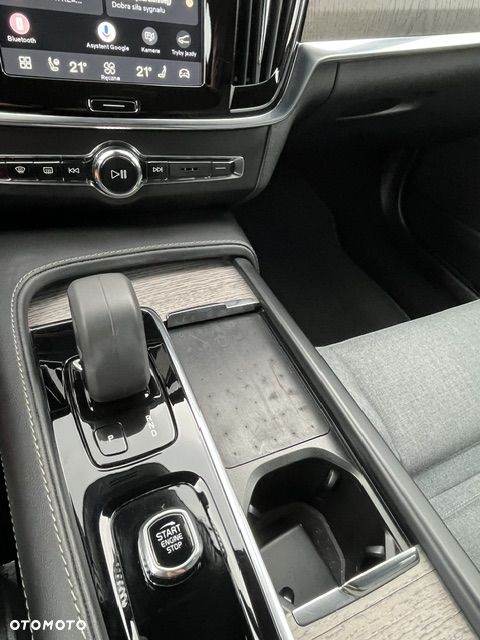 Volvo V90 Cross Country B4 D AWD Pro - 22