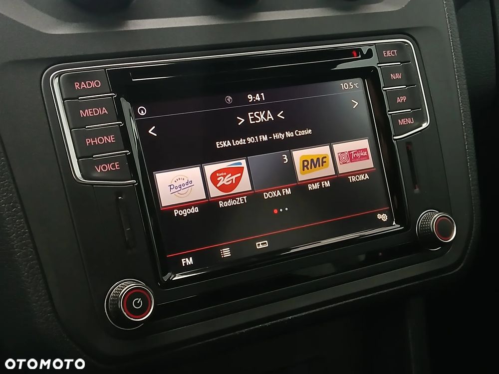 Volkswagen Caddy 1.4 TSI Trendline DSG - 19