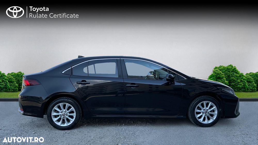 Toyota Corolla - 18
