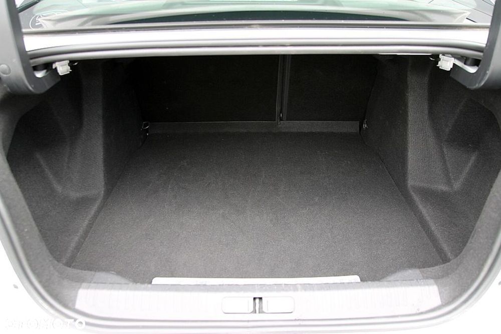 Citroën C4X 1.2 PureTech Plus S&S EAT8 - 15