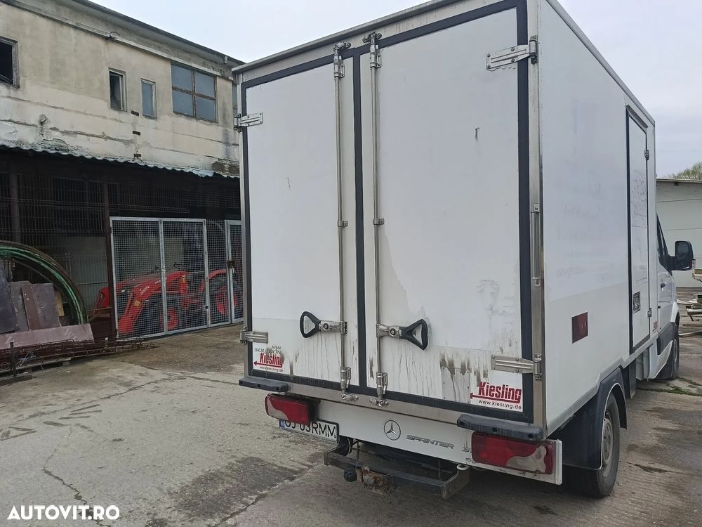 Mercedes-Benz Sprinter 319 bluetec - 5