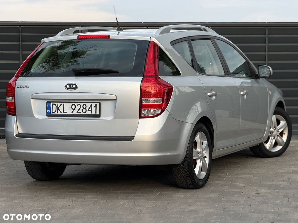 Kia Ceed 1.4 Comfort - 6