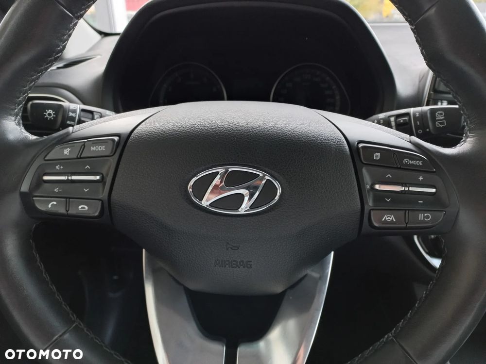 Hyundai i30 1.5 DPI Classic + - 19