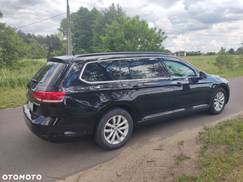 Volkswagen Passat - 2