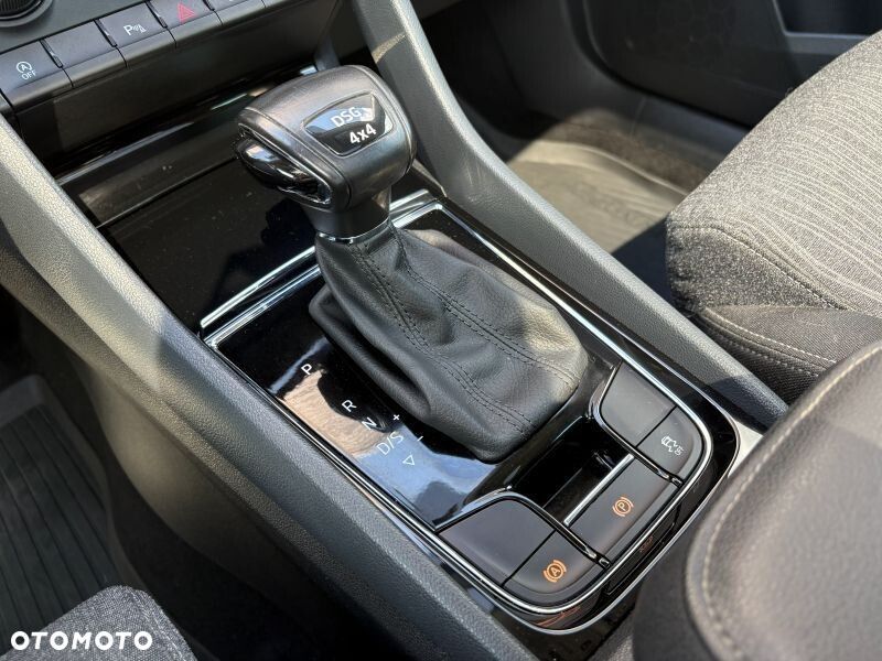 Skoda Karoq 2.0 TDI SCR 4x4 Style DSG - 24