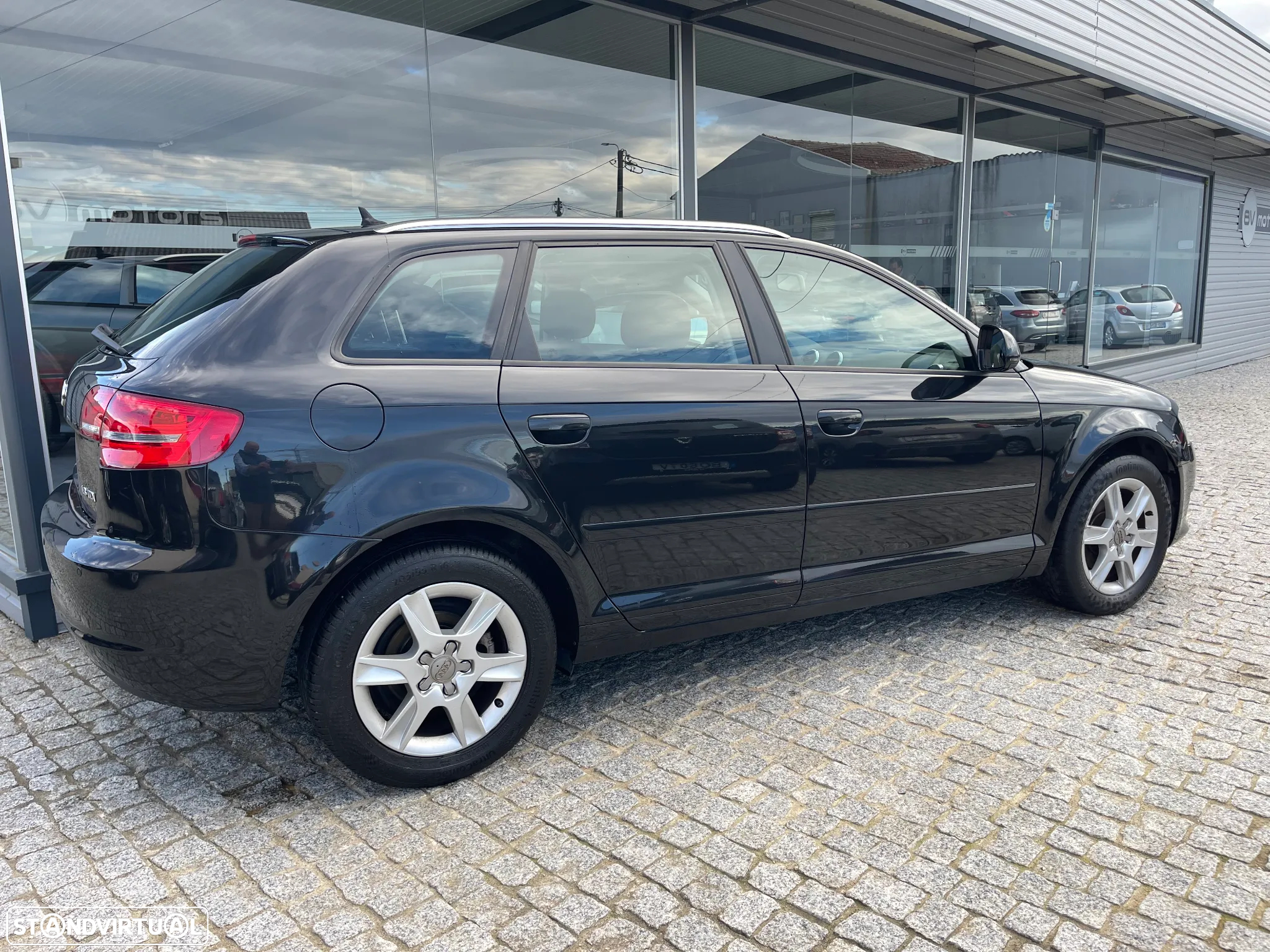 Audi A3 Sportback 1.6 TDI Attraction Special Edition - 11