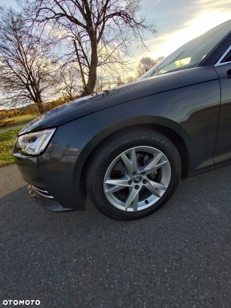 Audi A4 Avant 2.0 TDI Sport S tronic - 12