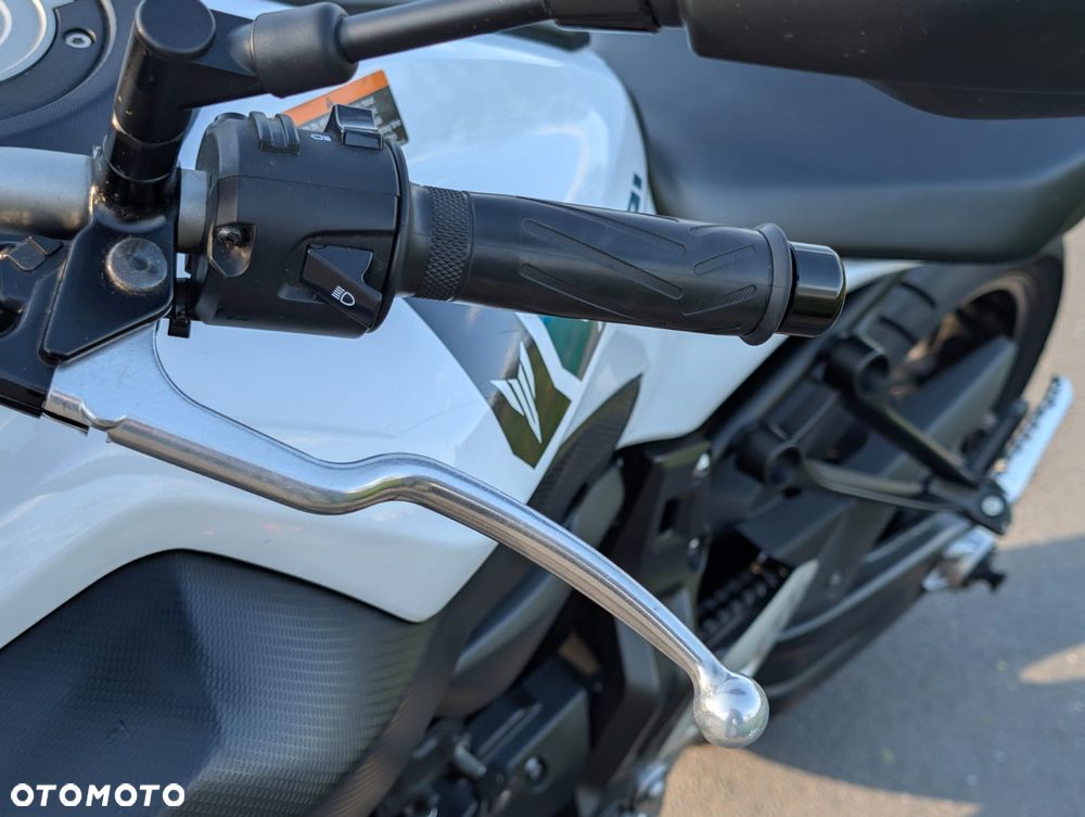 Yamaha MT - 21