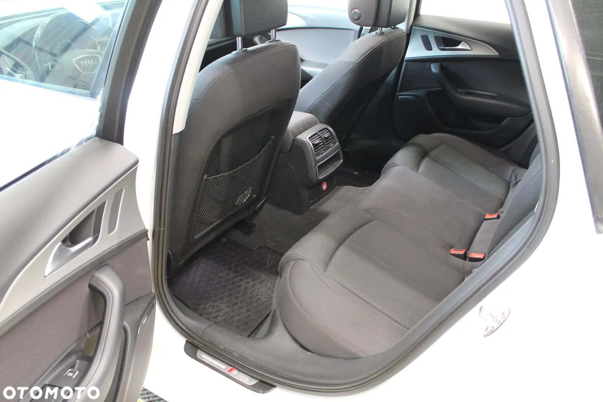 Audi A6 2.0 TDI ultra S tronic - 11